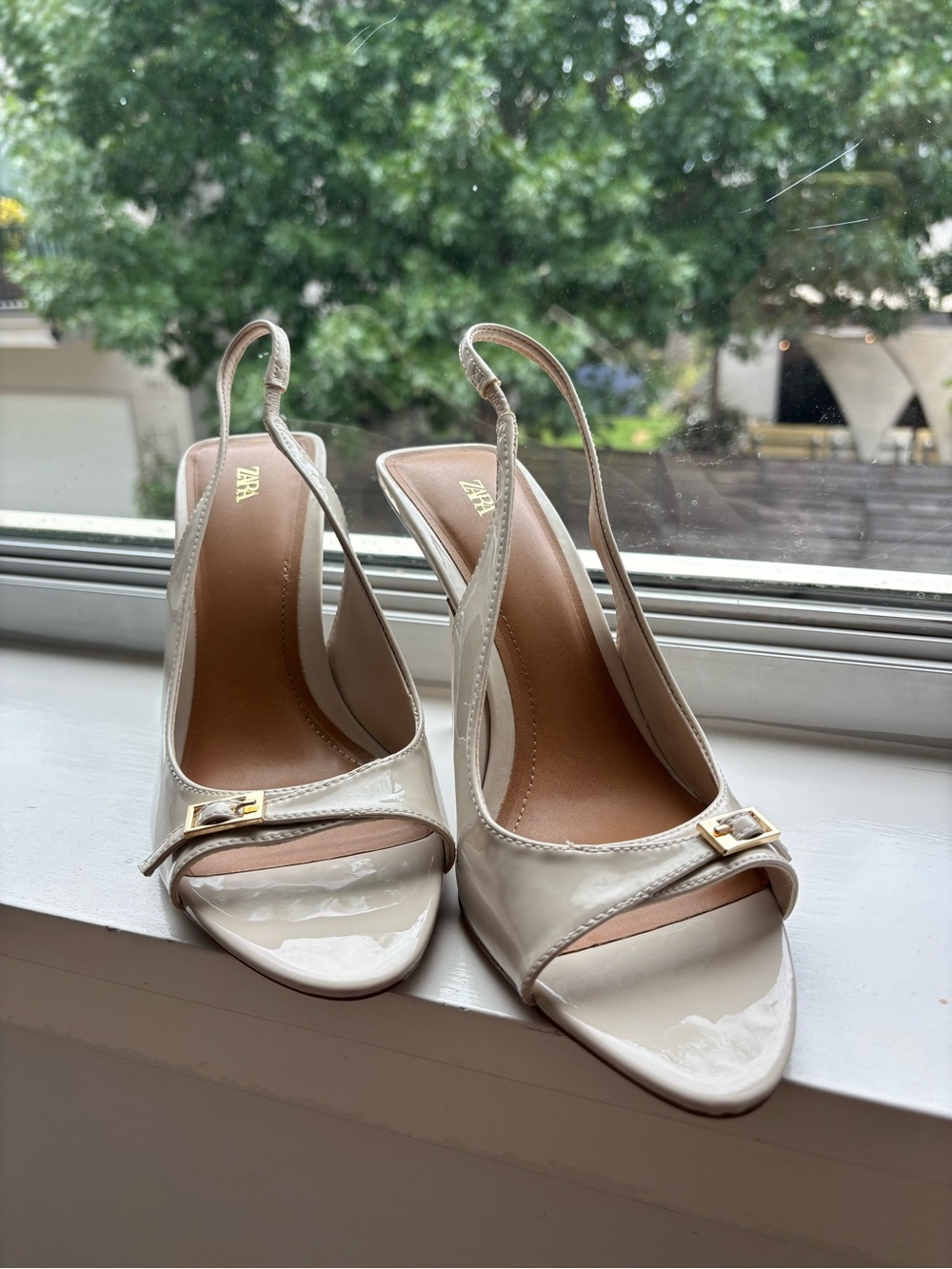 Zara Cream Patent Slingback Heels with Gold Buckle - Picture 2 of 5